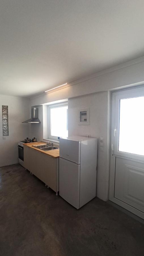 Sun Meets Sea Apartment Athanion Bagian luar foto