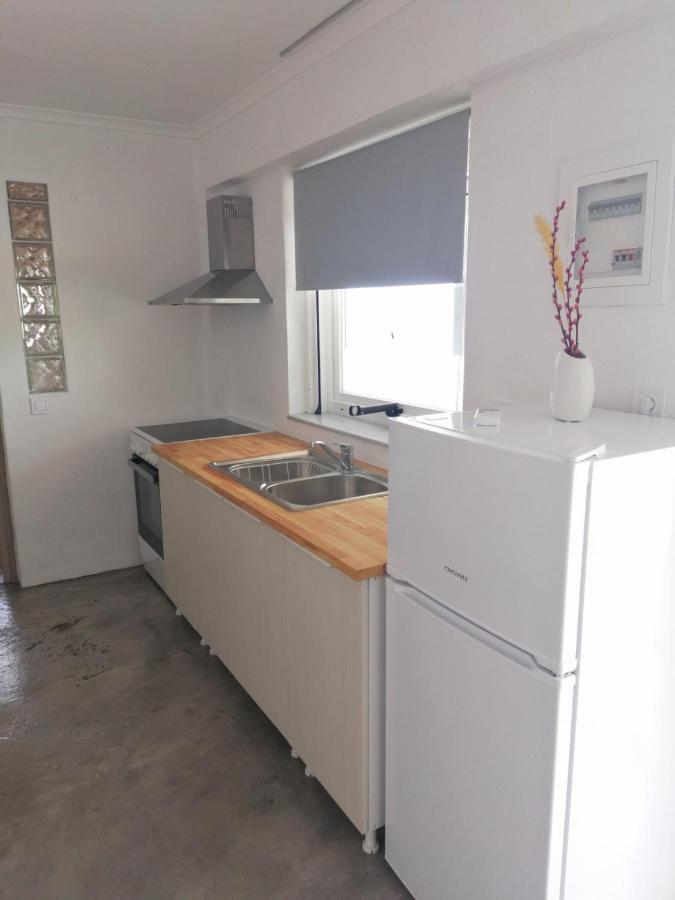 Sun Meets Sea Apartment Athanion Bagian luar foto
